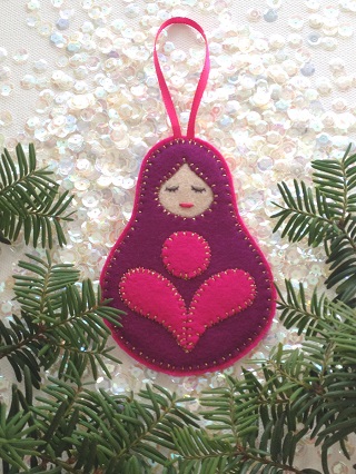 Matryoshka Ornament / Still Life Home