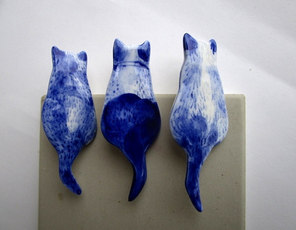 Brooches / Harriet Damave