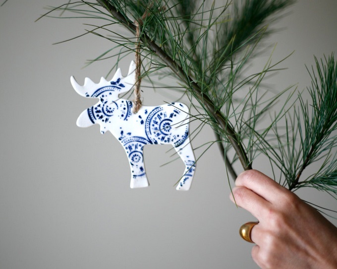 Porcelain Moose Ornament - Artetmanufacture