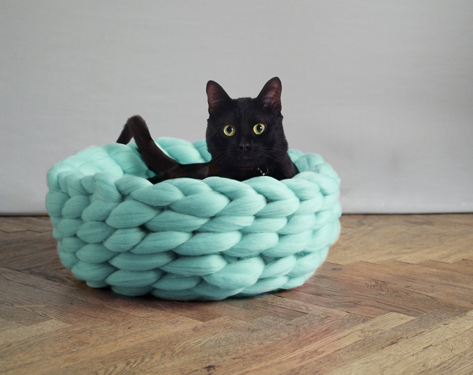 Super Lush Pet Bed - Ohhio