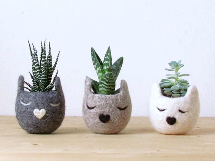 Succulent planter / The Yarn Kitchen