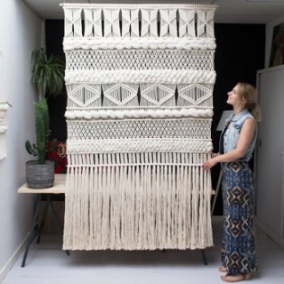Macrame Wall Screen